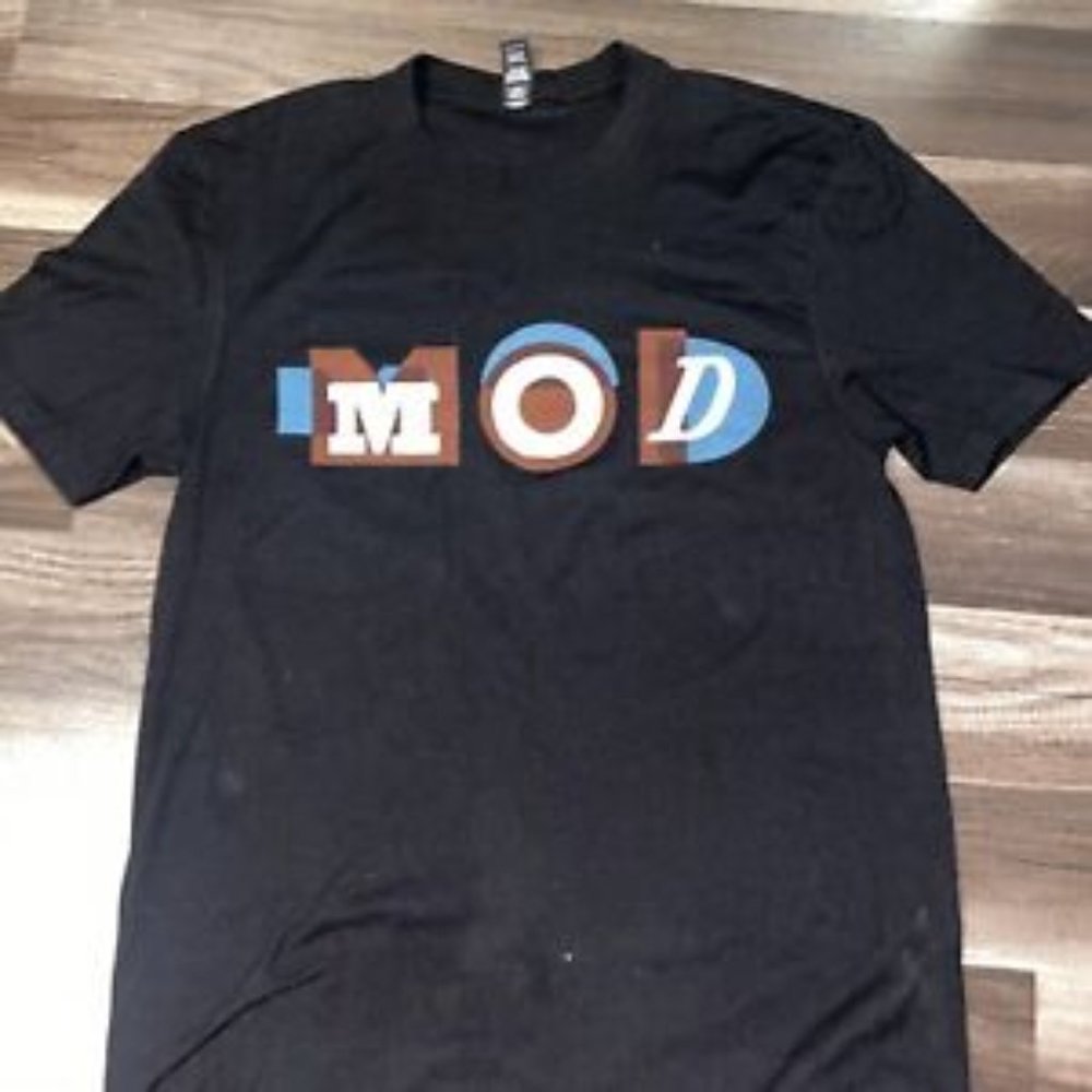 MOD Pizza Crew T-Shirt, Large Black Block Lettering